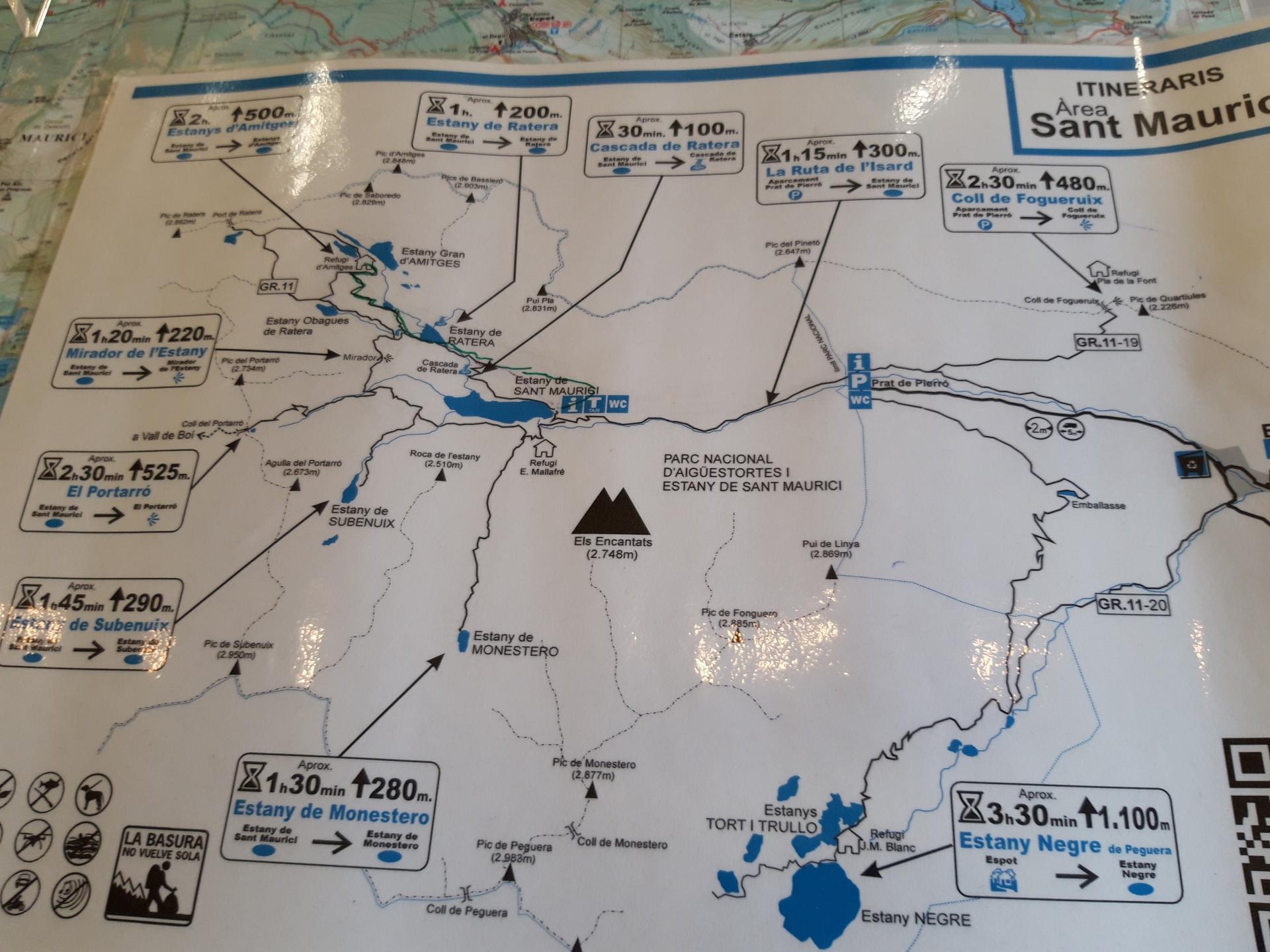 Plan randonnees autour lac st maurice